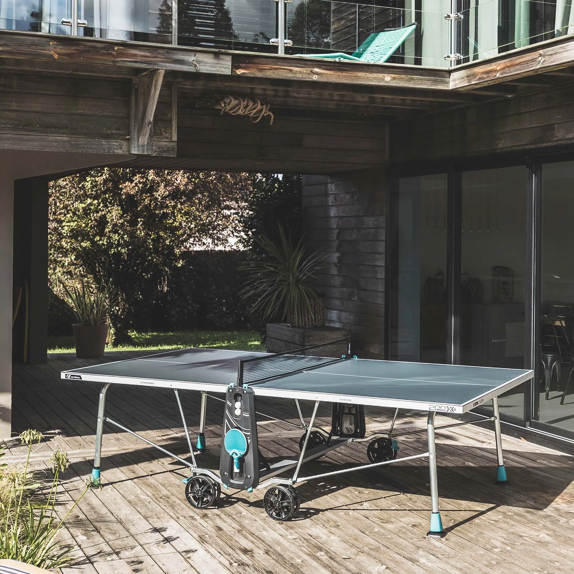 Cornilleau Sport 200X Rollaway Outdoor Table Tennis Table