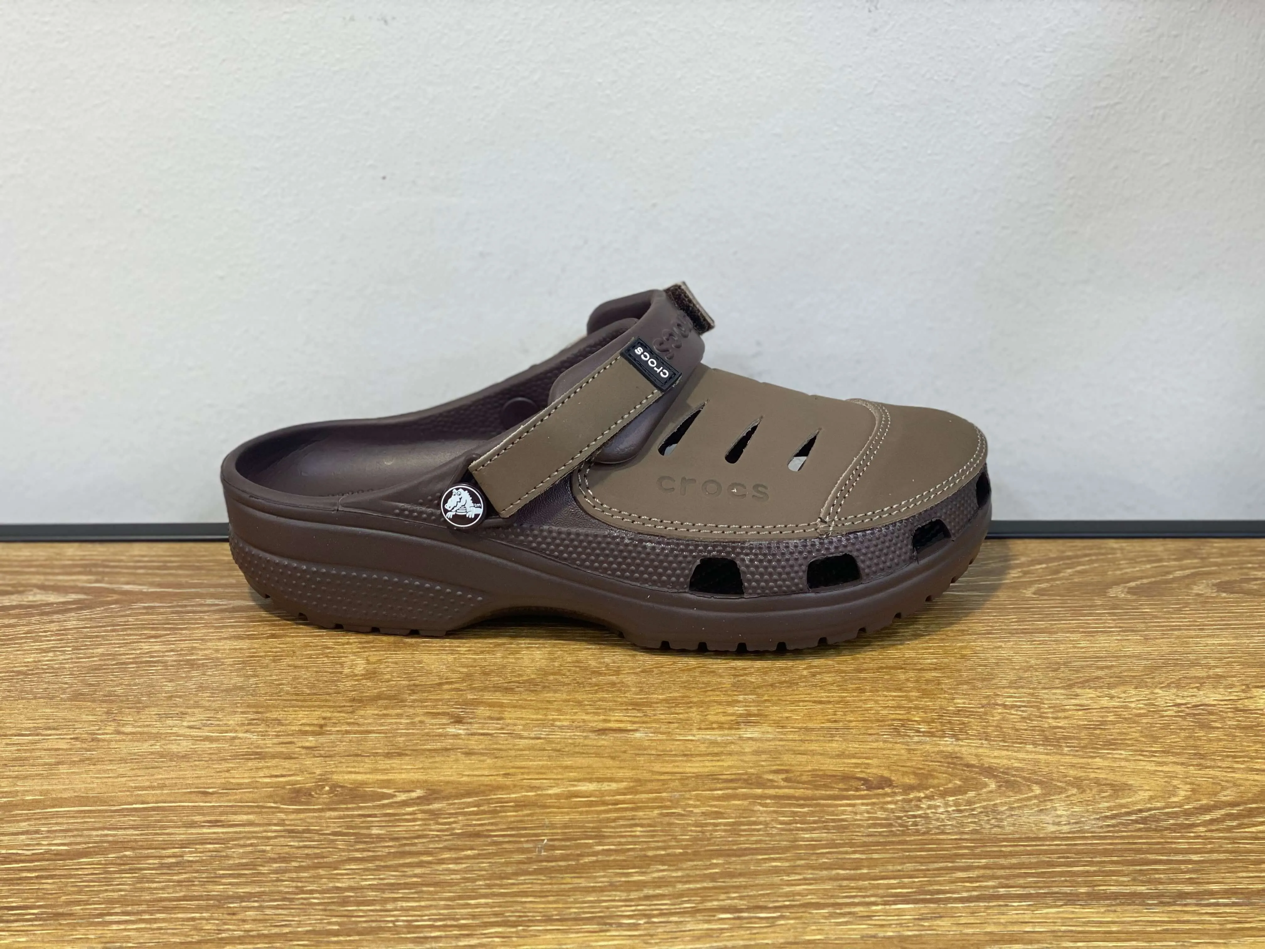 CROCS yukon marron