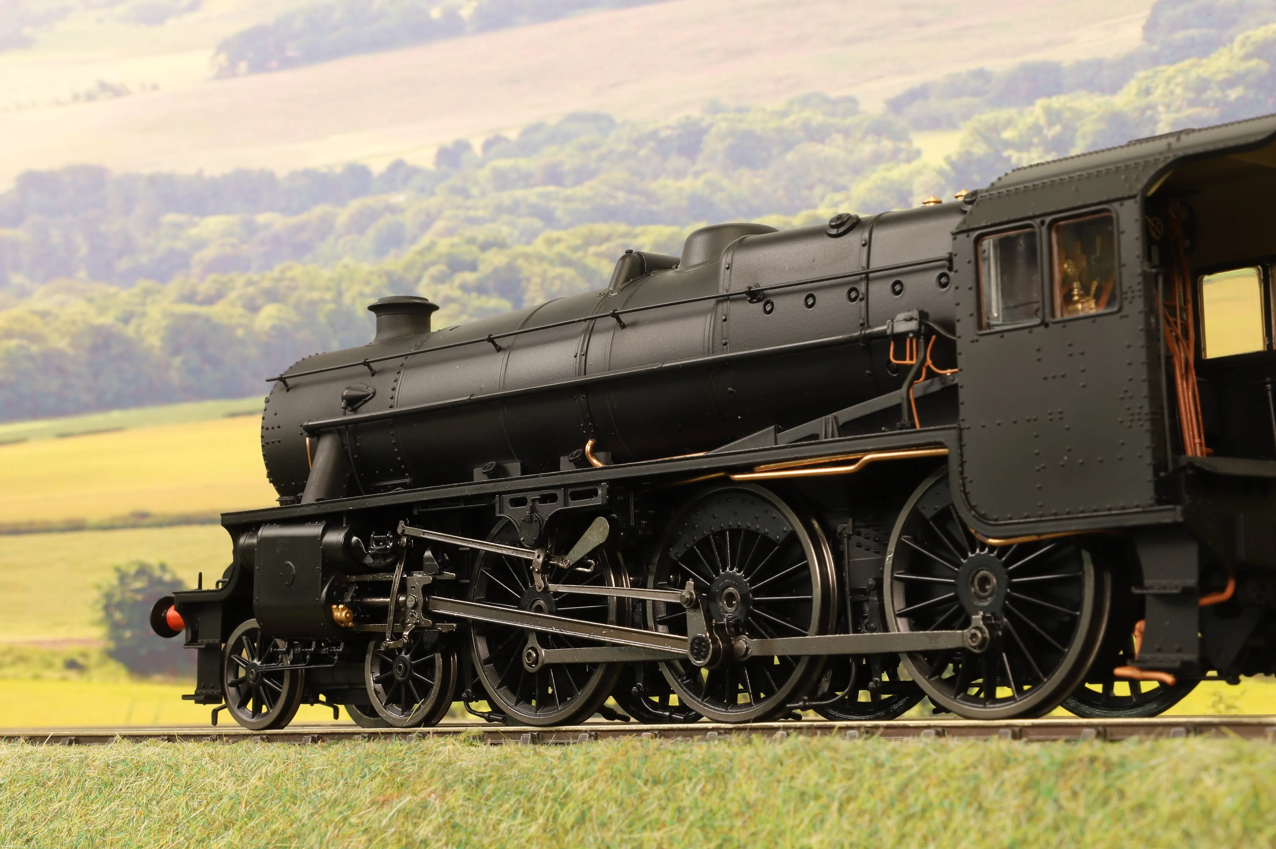 Ellis Clark Trains E1010U O Gauge Stanier Class 5 4-6-0 "Black 5", Plain Black, 'Un-numbered', Riveted Tender