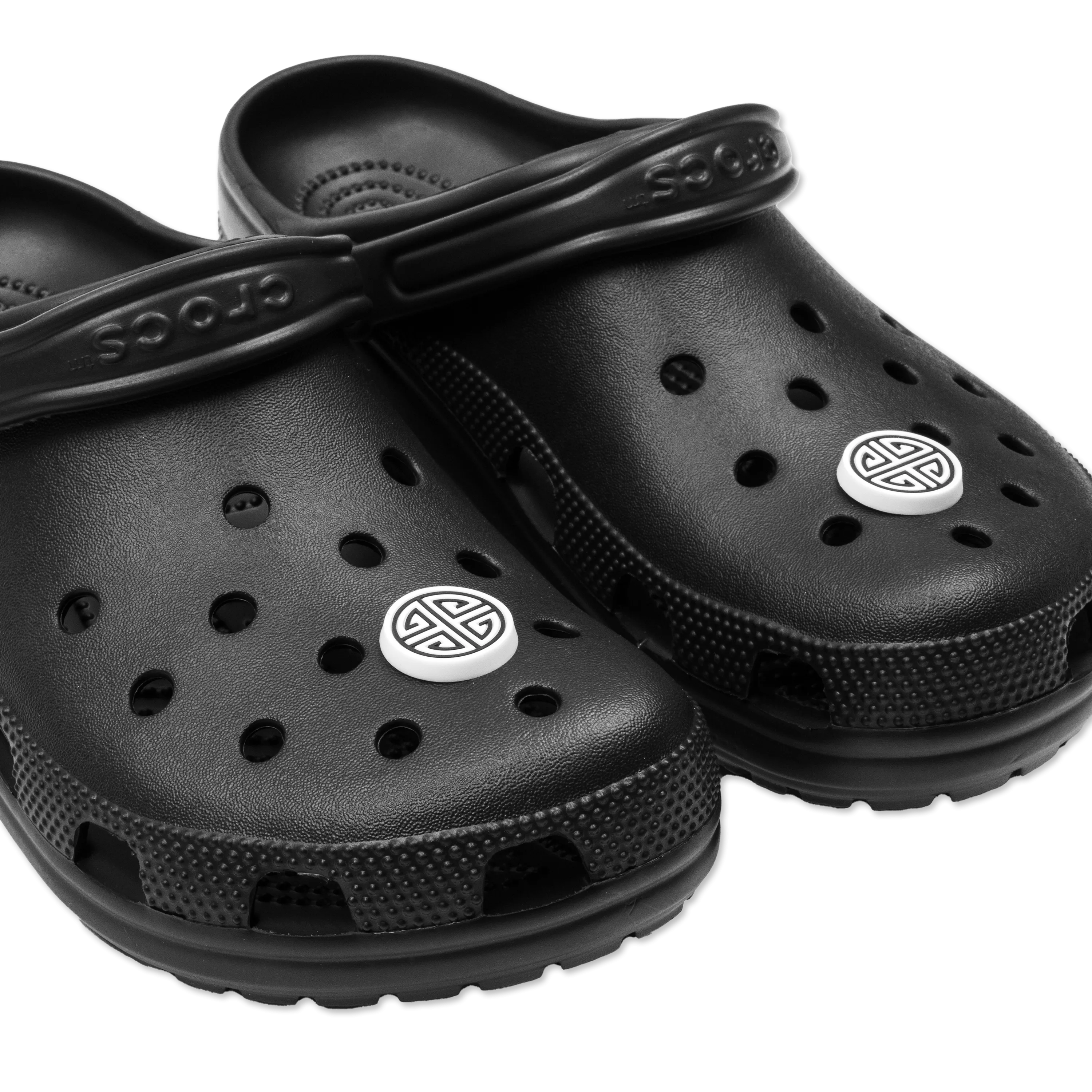 EMPIRE Crocs